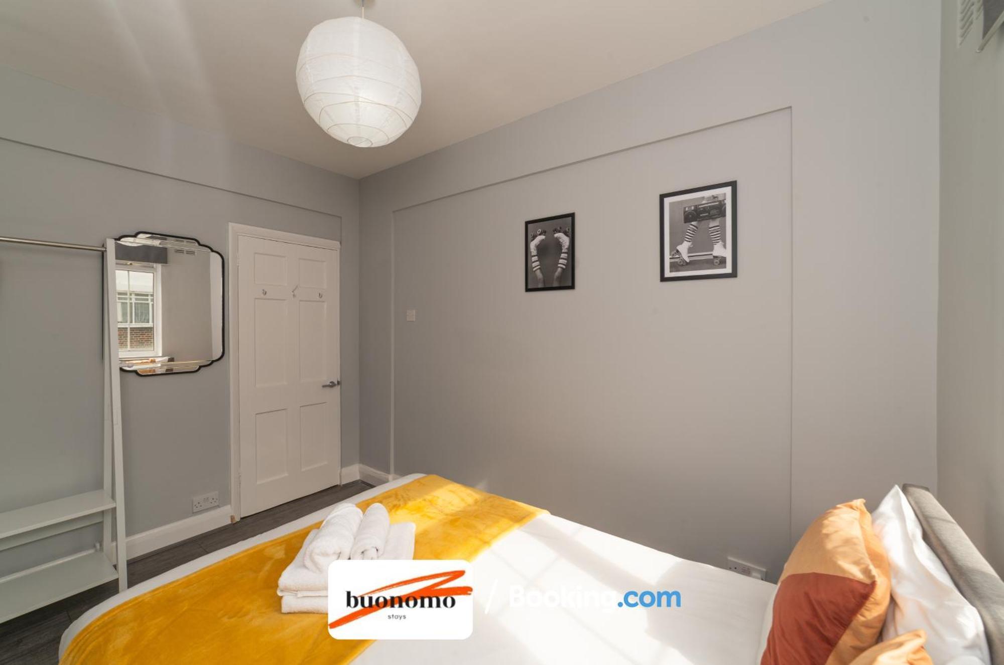 Two Bedroom Apartment By Buonomo Stays Short Lets & Serviced Accommodation With Balcony Лондон Екстер'єр фото