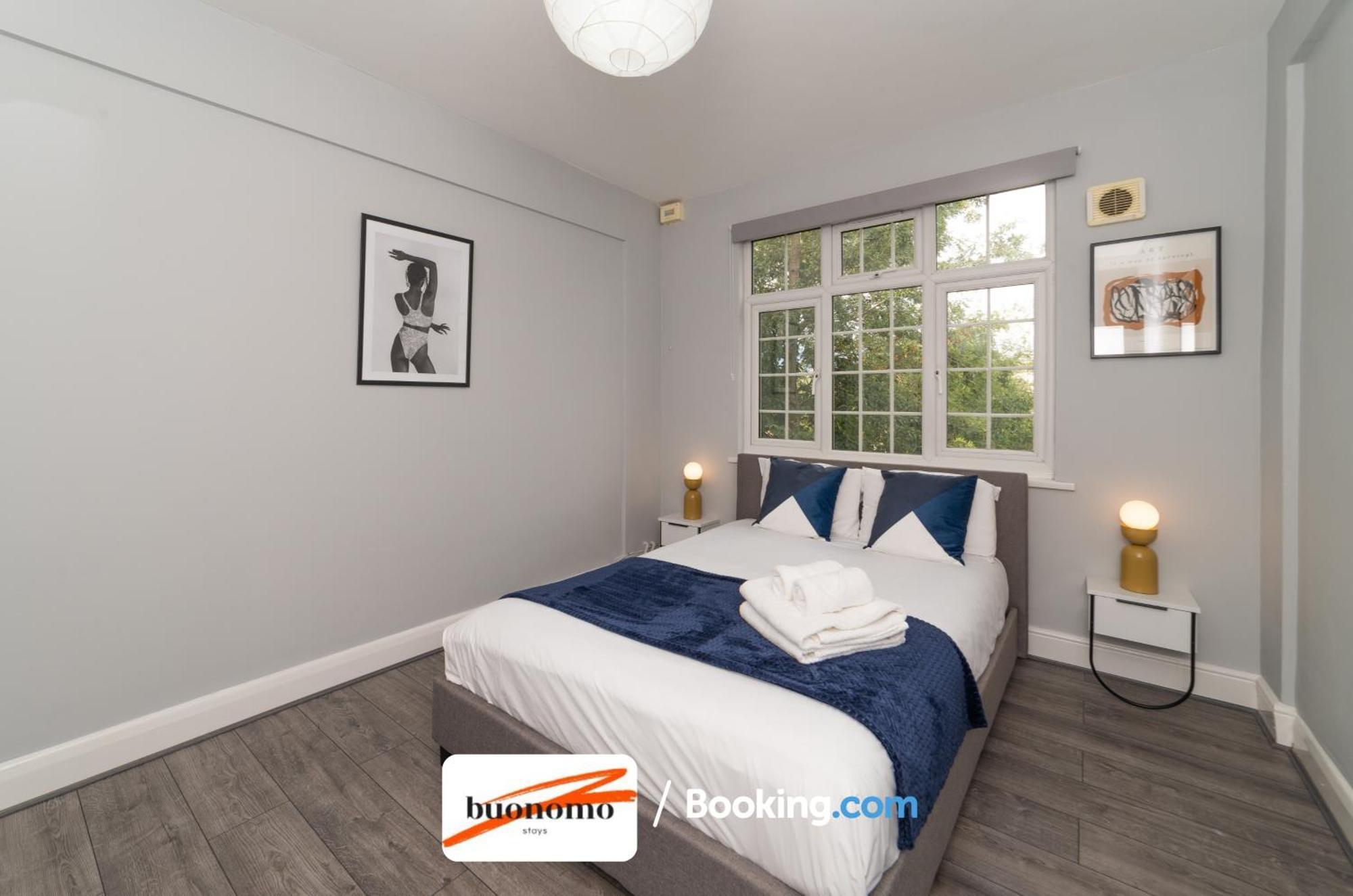 Two Bedroom Apartment By Buonomo Stays Short Lets & Serviced Accommodation With Balcony Лондон Екстер'єр фото