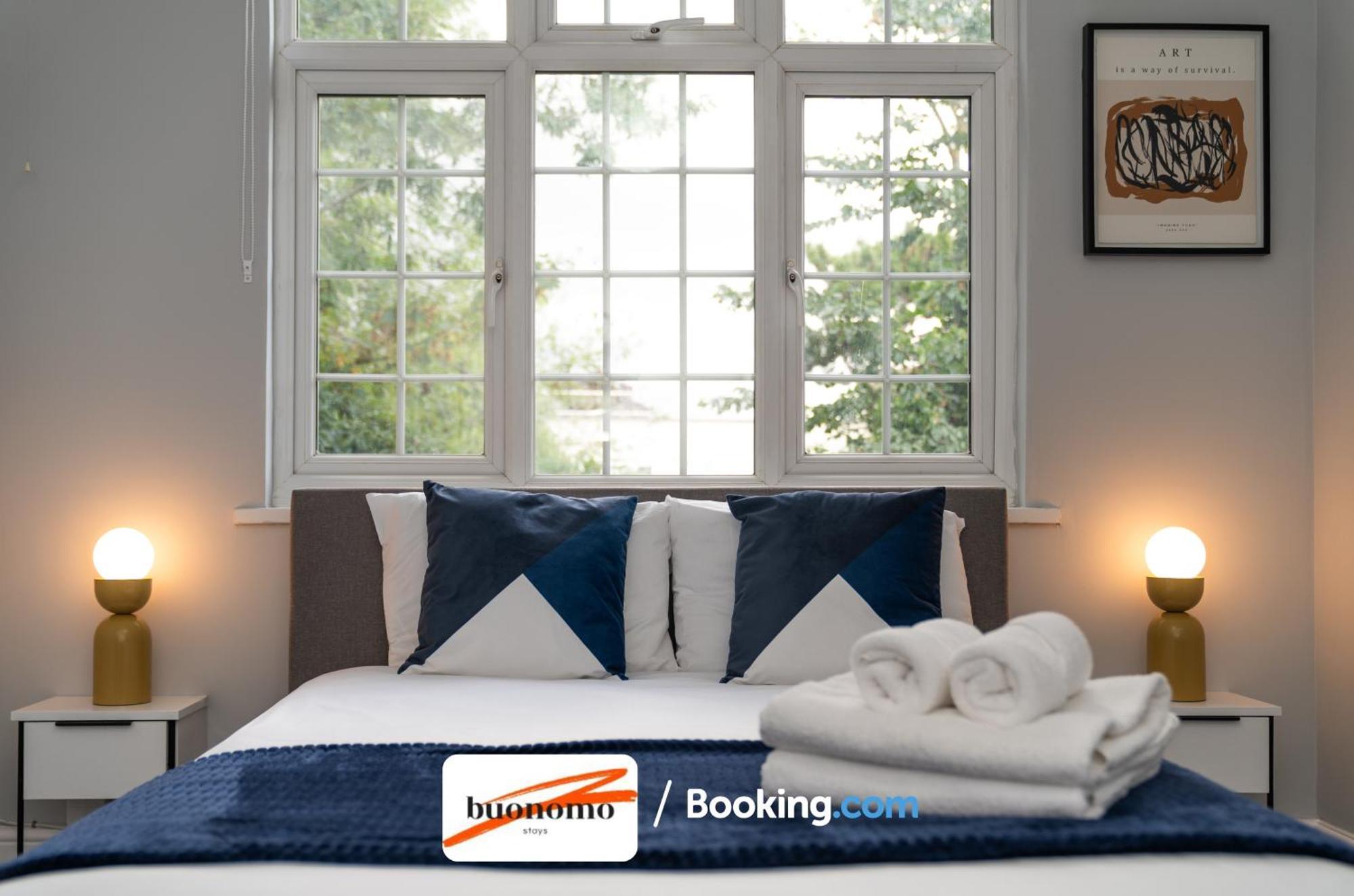 Two Bedroom Apartment By Buonomo Stays Short Lets & Serviced Accommodation With Balcony Лондон Екстер'єр фото