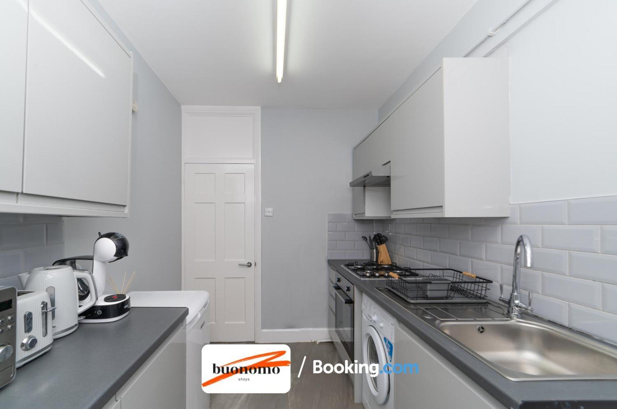 Two Bedroom Apartment By Buonomo Stays Short Lets & Serviced Accommodation With Balcony Лондон Екстер'єр фото